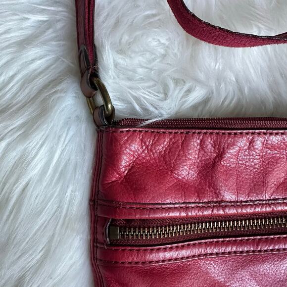 Vintage Fossil Red Leather Mini‎ Crossbody Bag Purse Classic Capsule Messenger - Picture 4 of 7